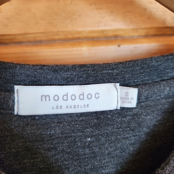 Mododoc 💜Top Embroidered Stars Sweatshirt Striped Gray Sweater Comfort Sz Small - Picture 3 of 9